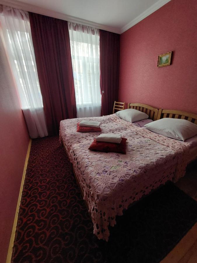 Guest House Lela Rezo Kazbegi Exteriör bild