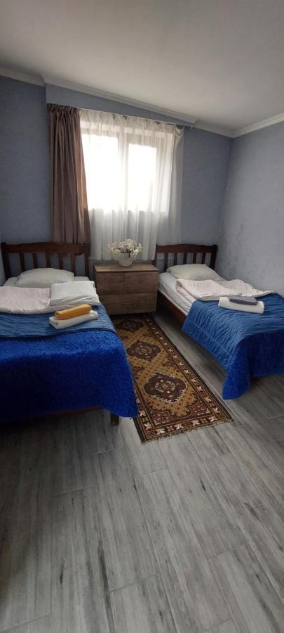 Guest House Lela Rezo Kazbegi Exteriör bild