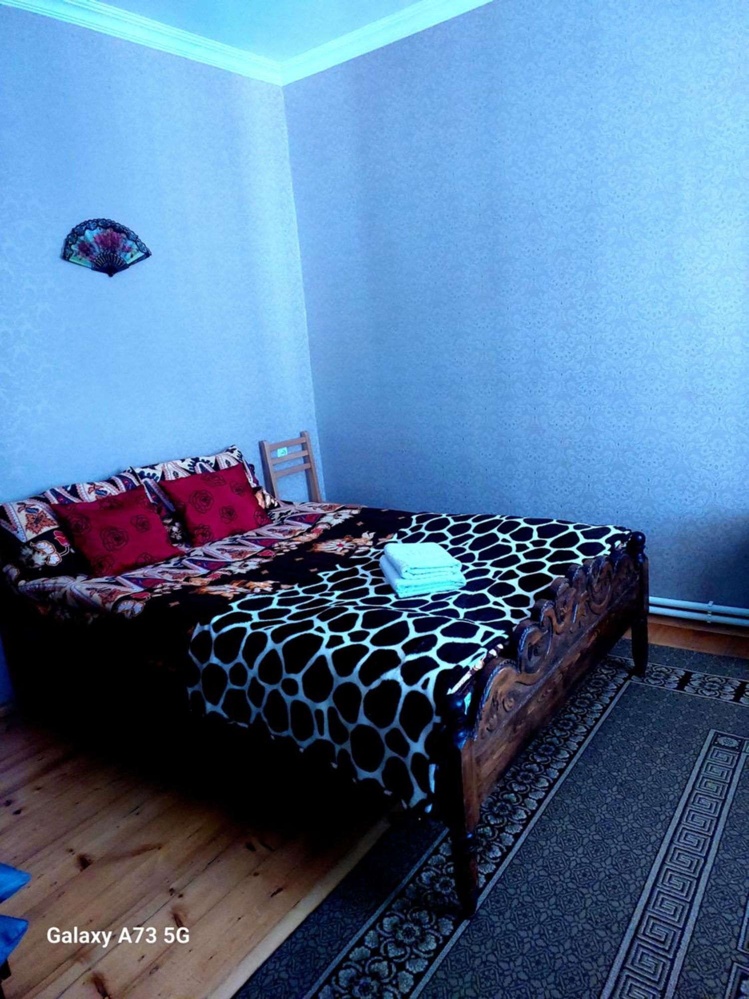 Guest House Lela Rezo Kazbegi Exteriör bild