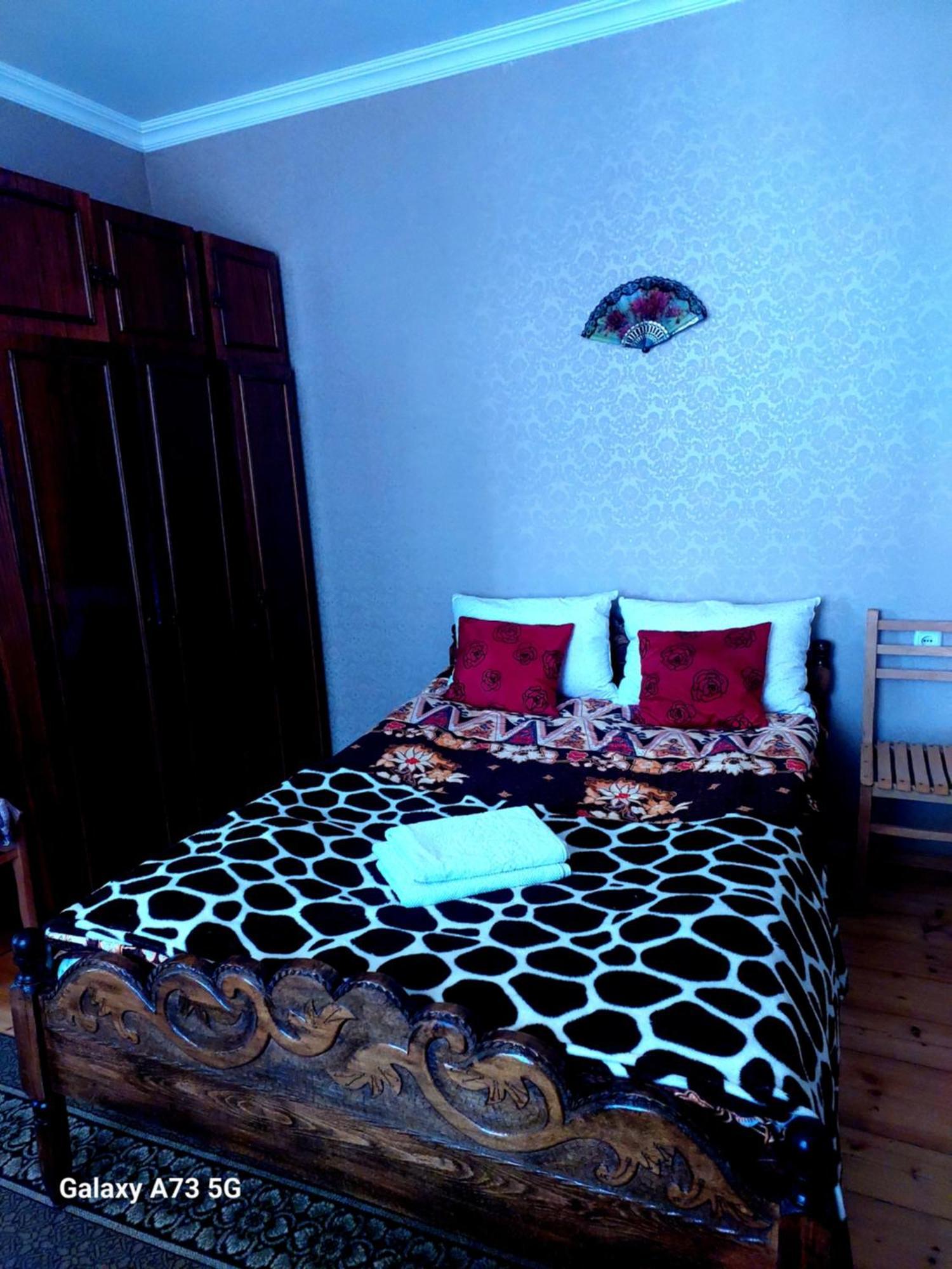 Guest House Lela Rezo Kazbegi Exteriör bild